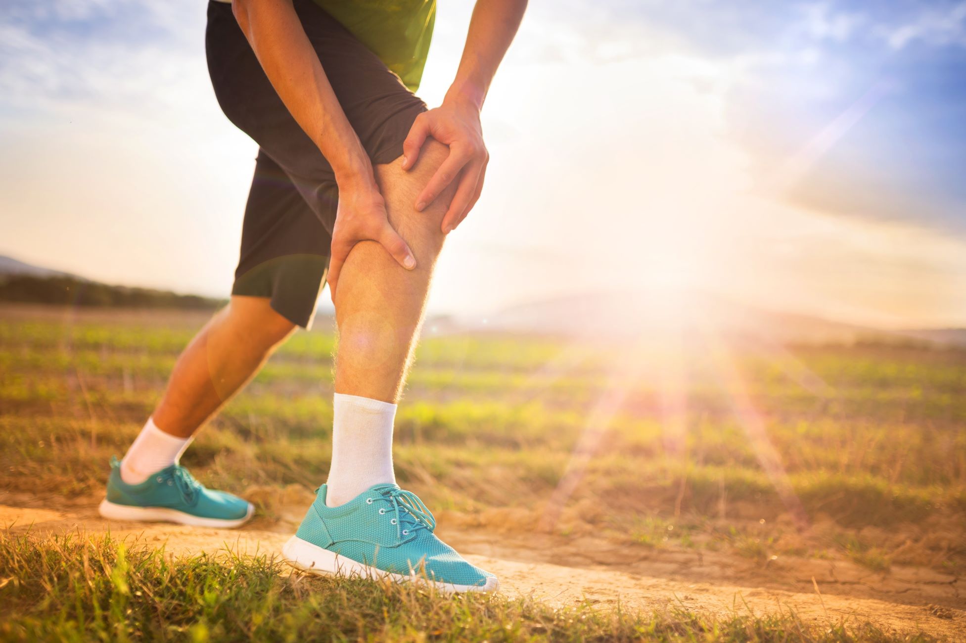 Quickly Alleviate Mid-run Cramps With These Effective Moves
