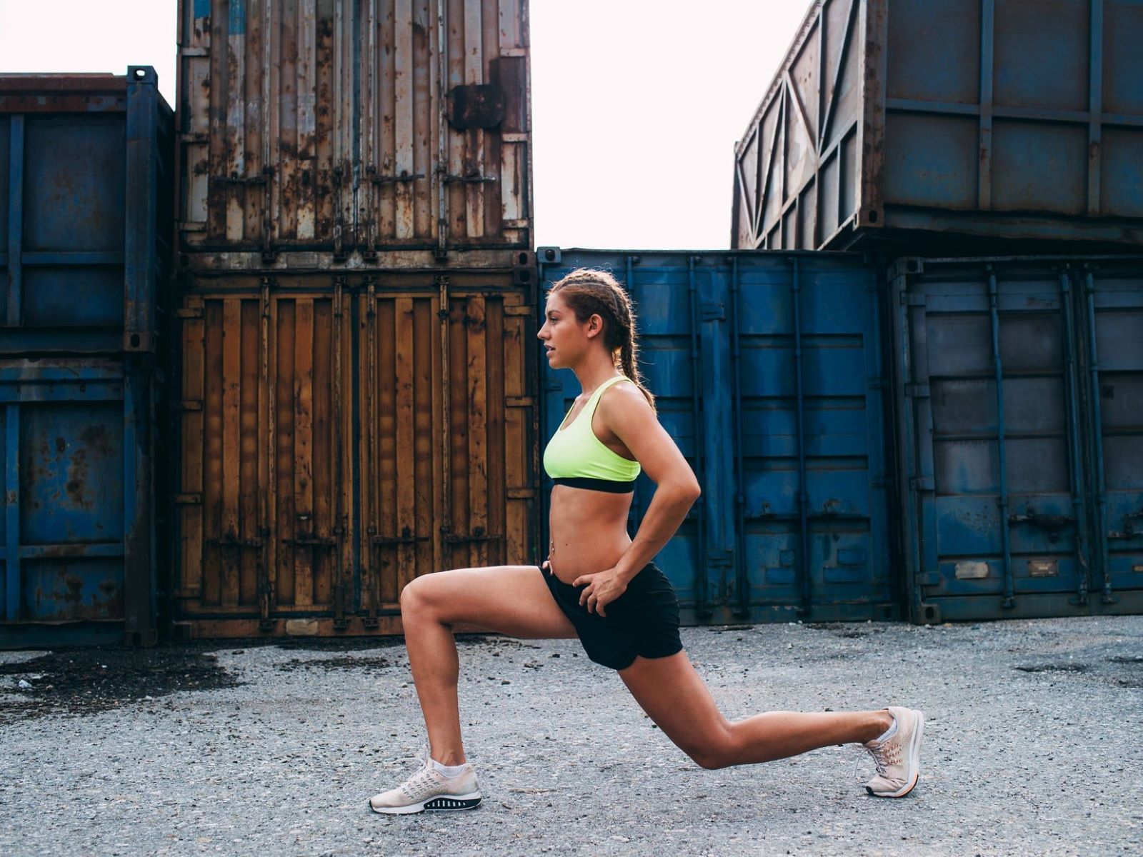 The Correct Way To Perform Lunges And Their Benefits