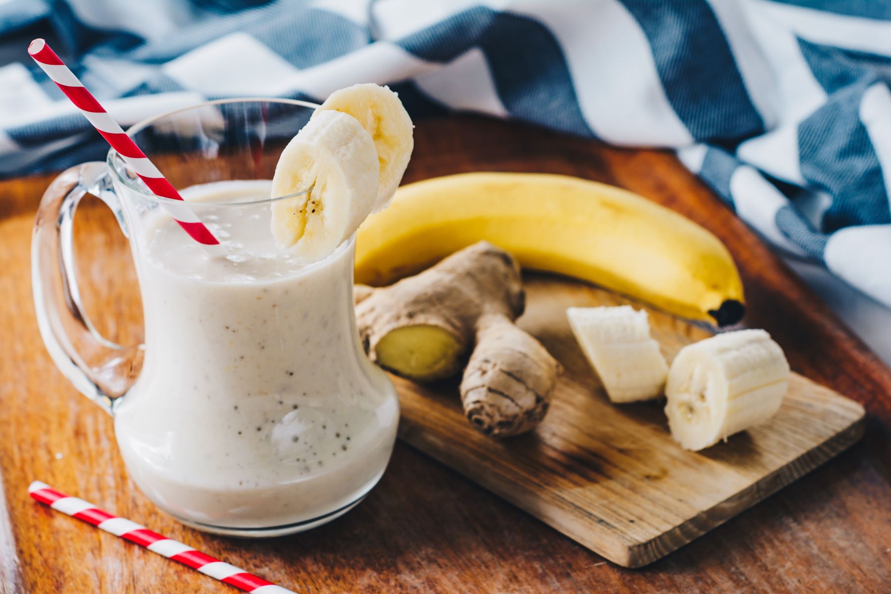 The Power Of A Banana, Honey, And Ginger Breakfast Smoothie